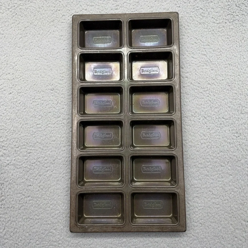 Bridgford EC12 Vintage Commercial Professional Rustic Baking 12 Loaf Mini Pan